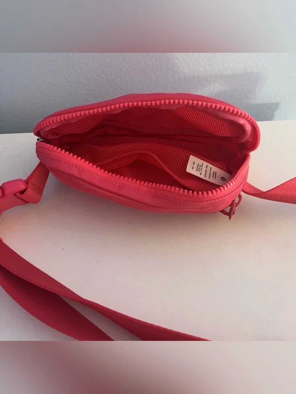 Lululemon Everywhere Belt Bag 1L Hot Pink Crossbody Waist Fanny Pack - EUC